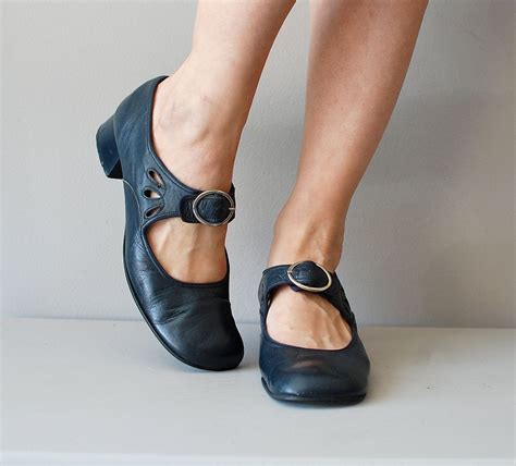 fashion woman shoes mary jane